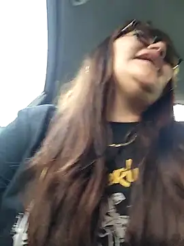 Sakura 0505 online show from 11/08/25, 10:02