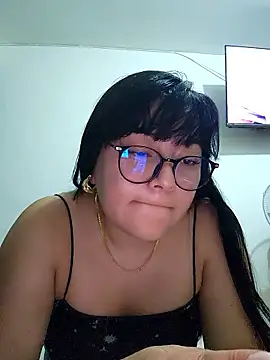 Sakura 0505 online show from 11/22/25, 02:21