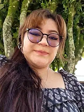 Sakura 0505 online show from 10/26/25, 07:14