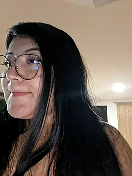 Sakura 0505 online show from 12/05/25, 03:38