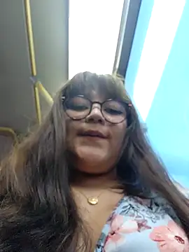 Sakura 0505 online show from 09/26/25, 11:00