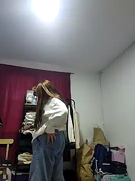 Sakura 0505 online show from 09/20/25, 09:20