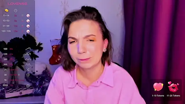 KindHazelHere  online show from 12/22/25, 06:13