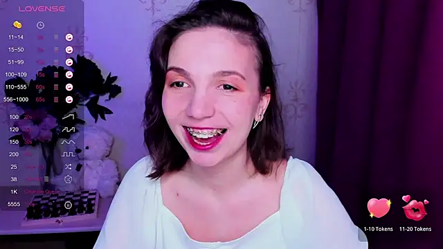 KindHazelHere  online show from 03/20/26, 09:05