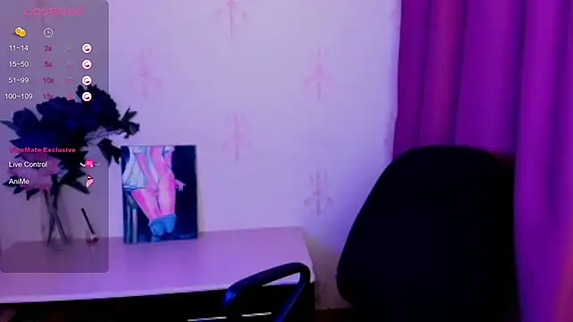 KindHazelHere  online show from 10/25/25, 08:24