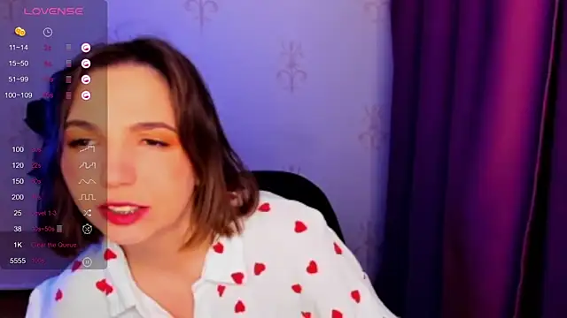 KindHazelHere  online show from 01/08/26, 07:09