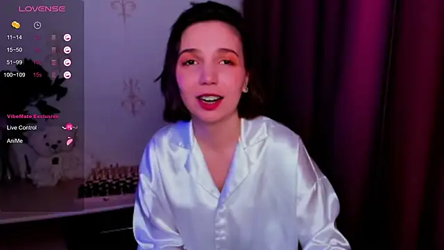 KindHazelHere  online show from 11/30/25, 05:14