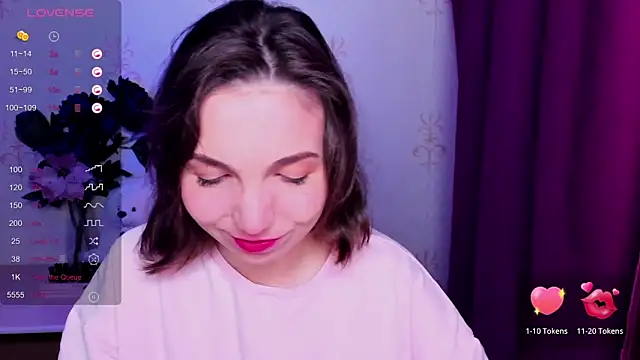 KindHazelHere  online show from 02/21/26, 10:34