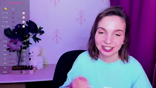 KindHazelHere  online show from 02/23/26, 10:27