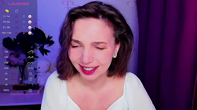 KindHazelHere  online show from 02/20/26, 10:33