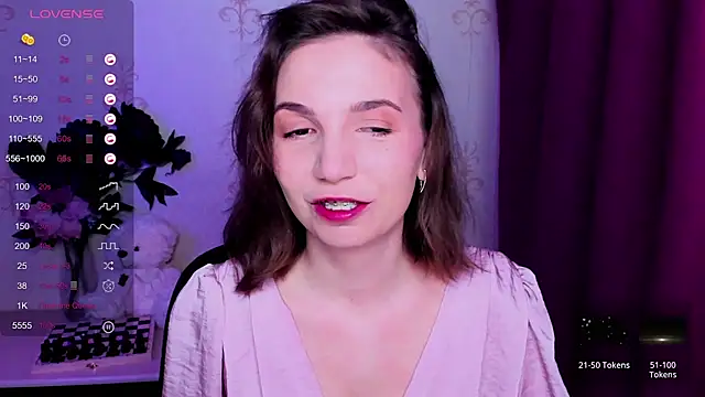 KindHazelHere  online show from 03/25/26, 08:19