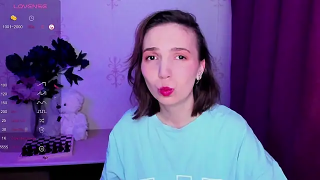 KindHazelHere  online show from 03/21/26, 10:35