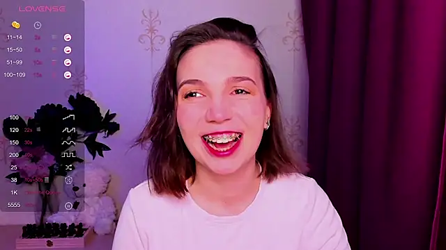 KindHazelHere  online show from 02/22/26, 10:22