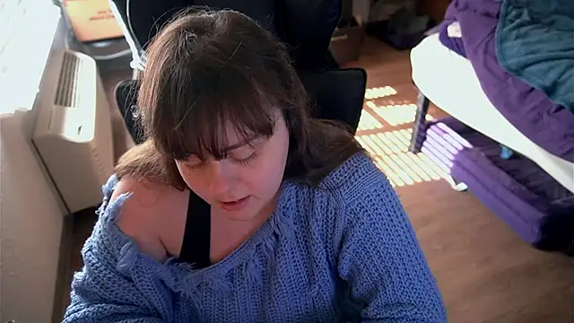 lavendermei online show from 06/11/26, 01:41