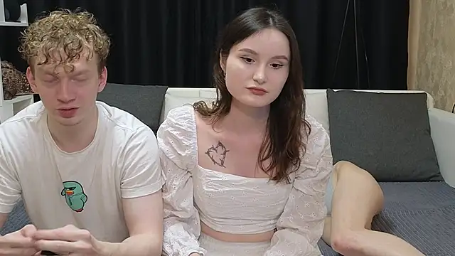 Snapshot of loossers chatting on 04/08/26, 03:13 loossers online show from 04/08/26, 03:13