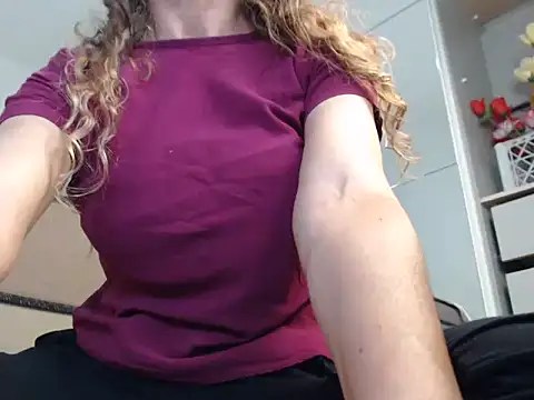 marilryn online show from 09/13/25, 04:51