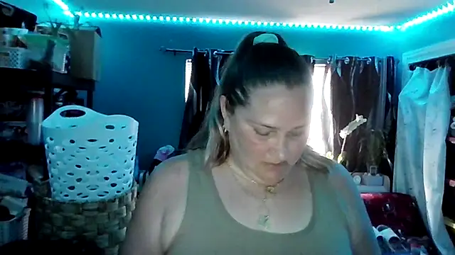 Sexynikki6969xh online show from 05/24/26, 10:42