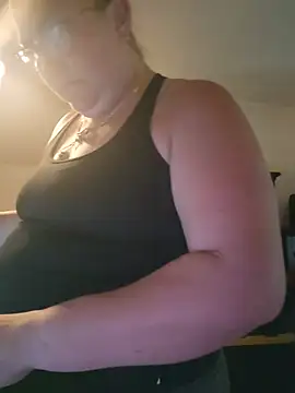 Snapshot of Sexynikki6969@xh chatting on 06/21/26, 04:24 Sexynikki6969xh online show from 06/21/26, 04:24