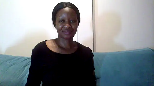 Snapshot of Hardnipples8 chatting on 04/14/26, 11:10 Hardnipples8 online show from 04/14/26, 11:10