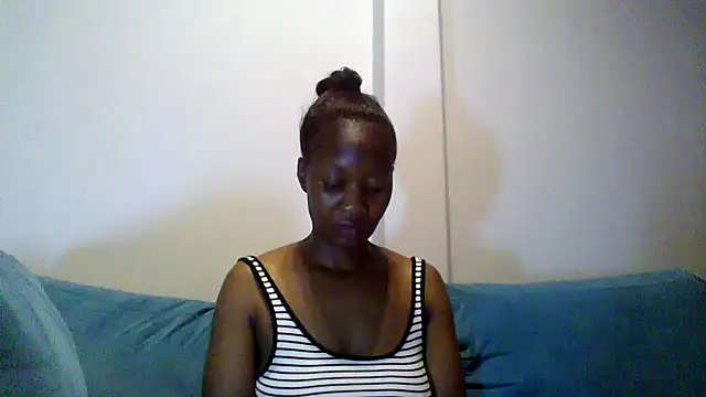 Snapshot of Hardnipples8 chatting on 03/27/26, 08:26 Hardnipples8 online show from 03/27/26, 08:26