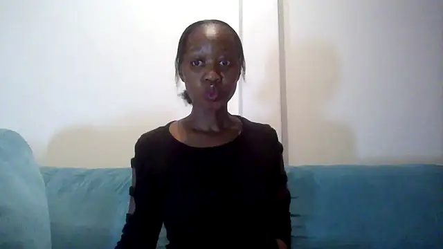 Snapshot of Hardnipples8 chatting on 02/20/26, 10:33 Hardnipples8 online show from 02/20/26, 10:33