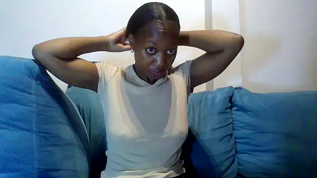 Snapshot of Hardnipples8 chatting on 02/07/26, 11:13 Hardnipples8 online show from 02/07/26, 11:13