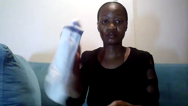 Snapshot of Hardnipples8 chatting on 02/06/26, 11:12 Hardnipples8 online show from 02/06/26, 11:12