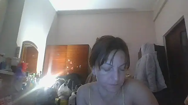 ShawnaAdams online show from 11/18/25, 09:18