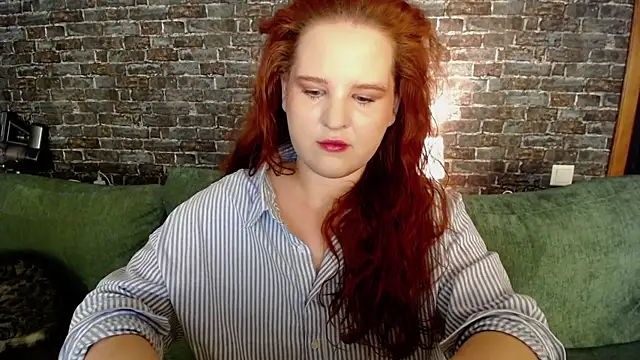 FlowerOfFreedom  online show from 12/15/25, 06:08