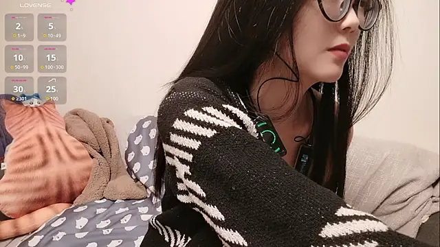 Lu Nana online show from 02/09/26, 03:21