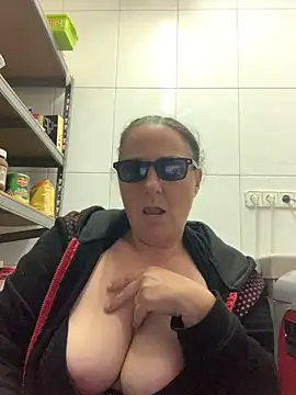 eroticjessitop online show from 03/17/25, 10:40