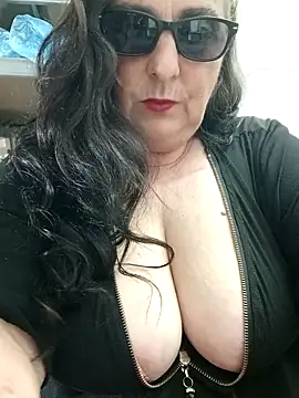 eroticjessitop online show from 04/16/26, 09:39