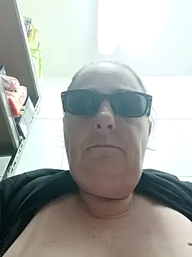 eroticjessitop online show from 11/04/25, 07:50