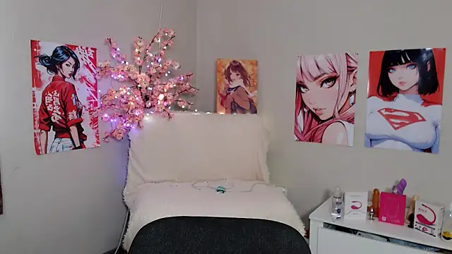 Snapshot of Moertomlly chatting on 09/19/25, 04:27 Moertomlly online show from 09/19/25, 04:27