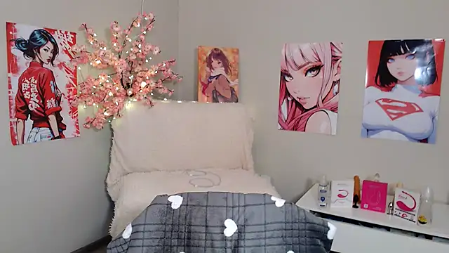 Snapshot of Moertomlly chatting on 10/18/25, 04:36 Moertomlly online show from 10/18/25, 04:36