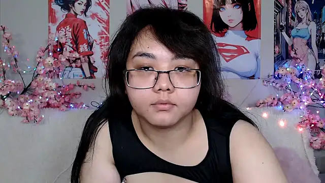 Snapshot of Moertomlly chatting on 06/11/26, 04:31 Moertomlly online show from 06/11/26, 04:31