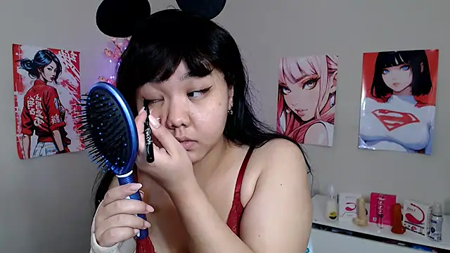 Snapshot of Moertomlly chatting on 11/08/25, 04:16 Moertomlly online show from 11/08/25, 04:16