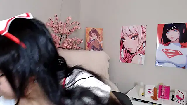 Snapshot of Moertomlly chatting on 11/10/25, 04:06 Moertomlly online show from 11/10/25, 04:06