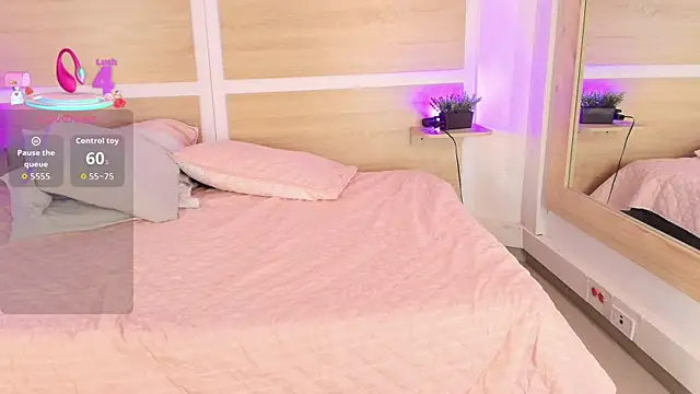  nickypurple  online show from 10/19/25, 03:26