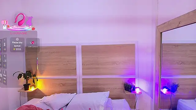  nickypurple  online show from 01/12/26, 07:09