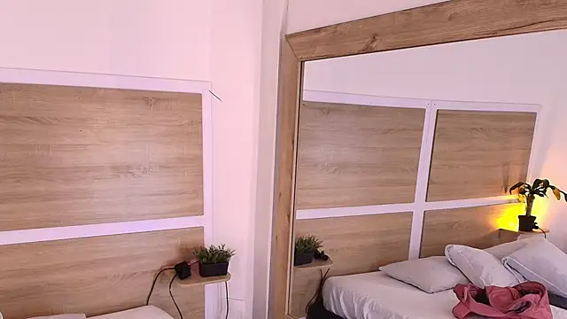  nickypurple  online show from 01/06/26, 07:18