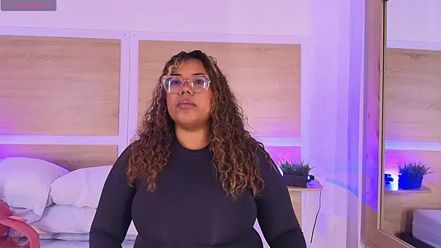  nickypurple  online show from 11/09/25, 03:38