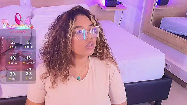  nickypurple  online show from 11/17/25, 06:23