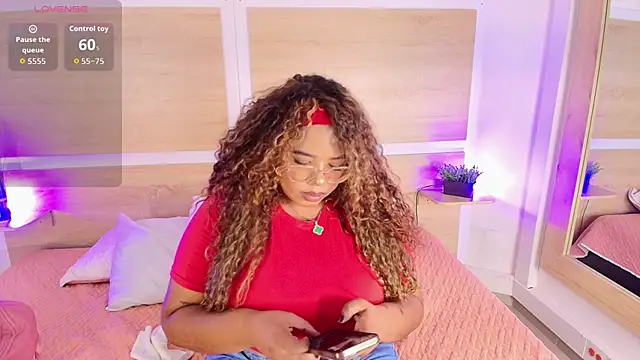  nickypurple  online show from 09/28/25, 07:10