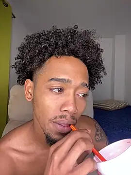 matatanlove online show from 11/20/25, 04:02