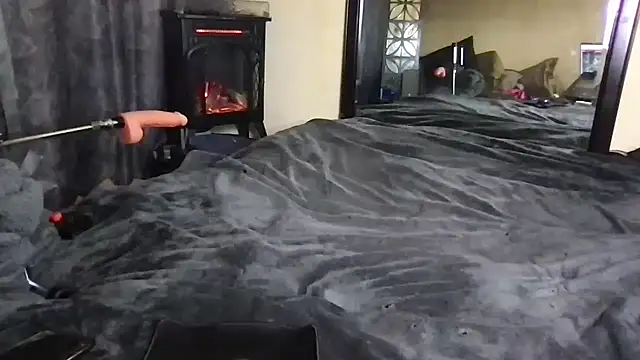 TiffaneyLove online show from 12/16/25, 01:10