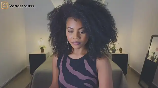 ShadayCarmell online show from 10/02/25, 08:45