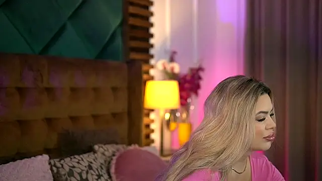 SophieBoobsX online show from 11/21/25, 06:01