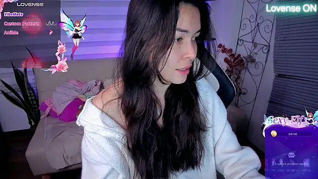 Snapshot of Lunlunera chatting on 06/13/26, 03:04 Lunlunera online show from 06/13/26, 03:04