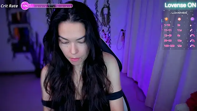 Snapshot of Lunlunera chatting on 07/11/26, 05:52 Lunlunera online show from 07/11/26, 05:52